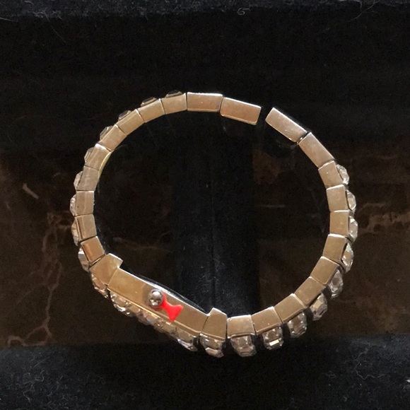 Watch with Sparkle - Picture 5 of 6